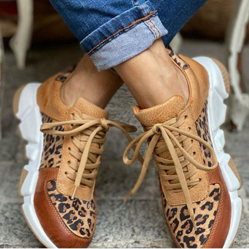 Trainers with leopard print