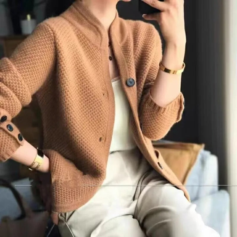 Cashmere turtleneck jumper for women