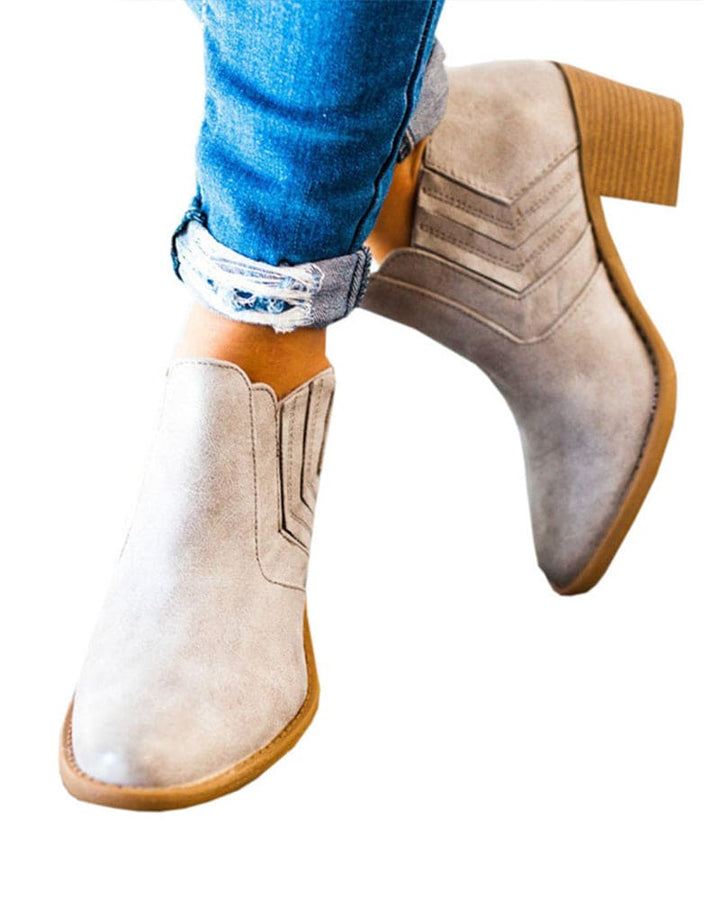 Slim ankle boot