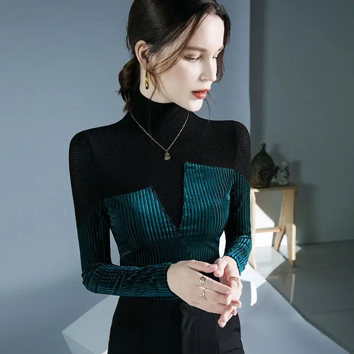 Elegant turtleneck jumper with velvet patchwork