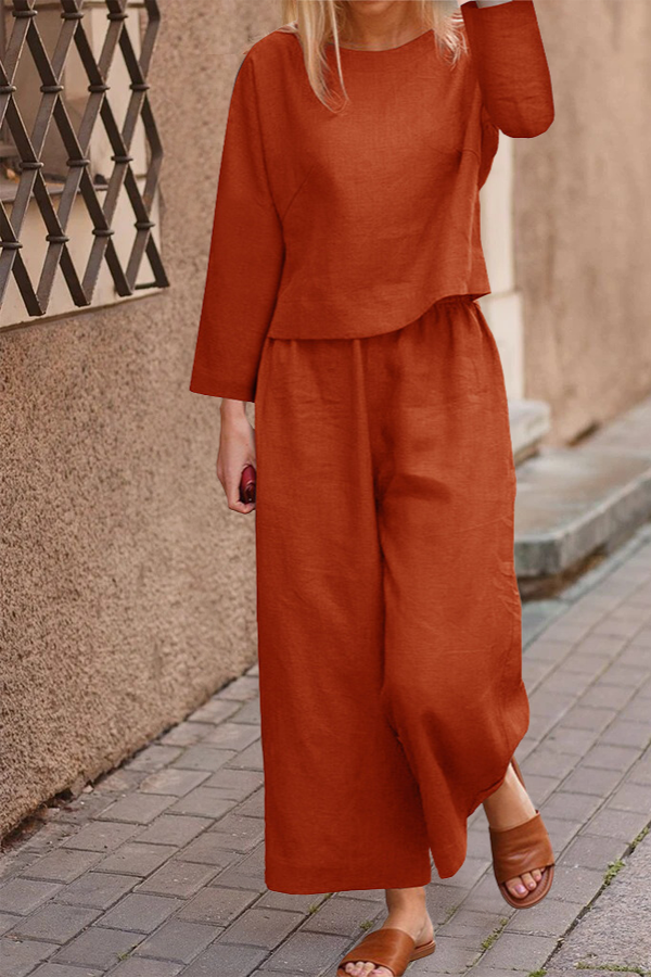 Women's - Airy Linen Set - Multi-Layered Top & Wide Trouser Legs - Relaxed Style for Effortless Elegance