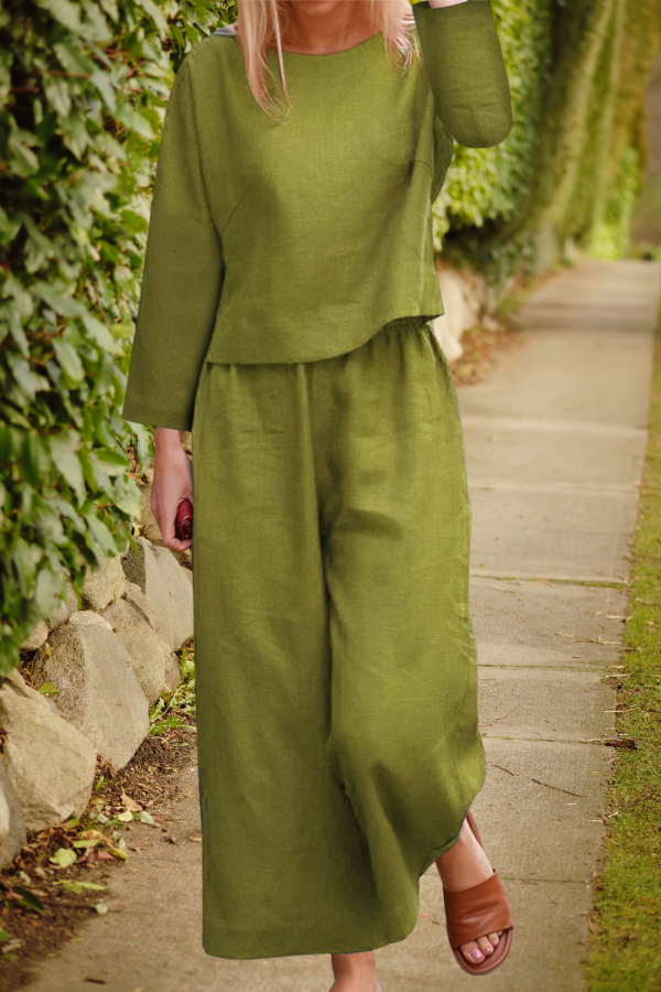 Women's - Airy Linen Set - Multi-Layered Top & Wide Trouser Legs - Relaxed Style for Effortless Elegance