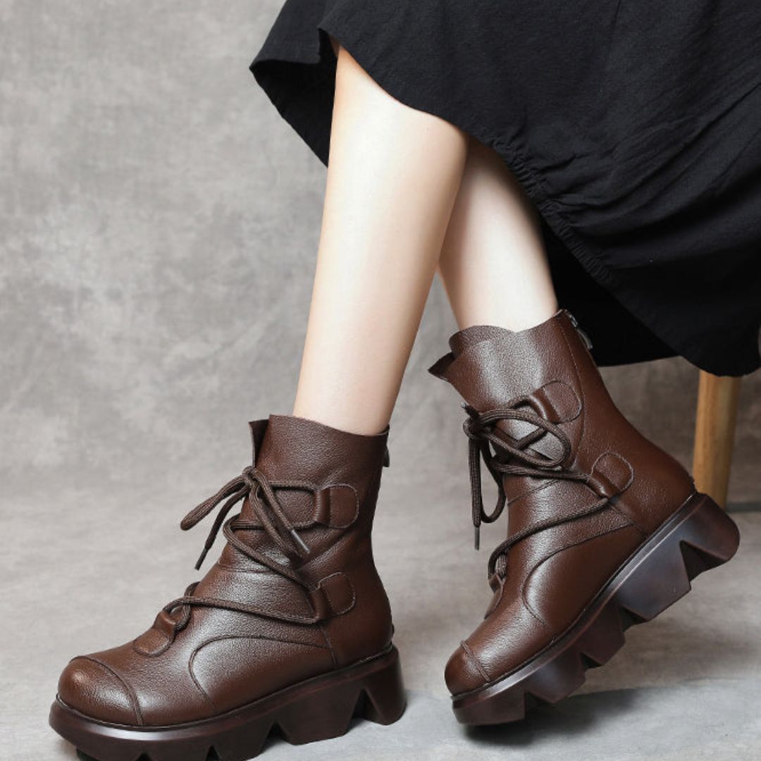 Lace-up ankle boots with a stylish, thick sole