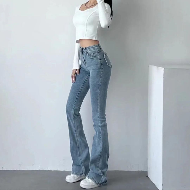 Jeans With High Waist and Heart Fringes