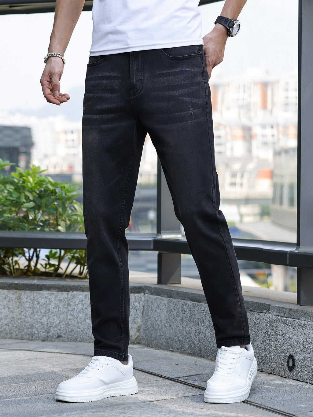 Men's Casual Jeans | Medium Stretch & Classic Design | Denim trousers