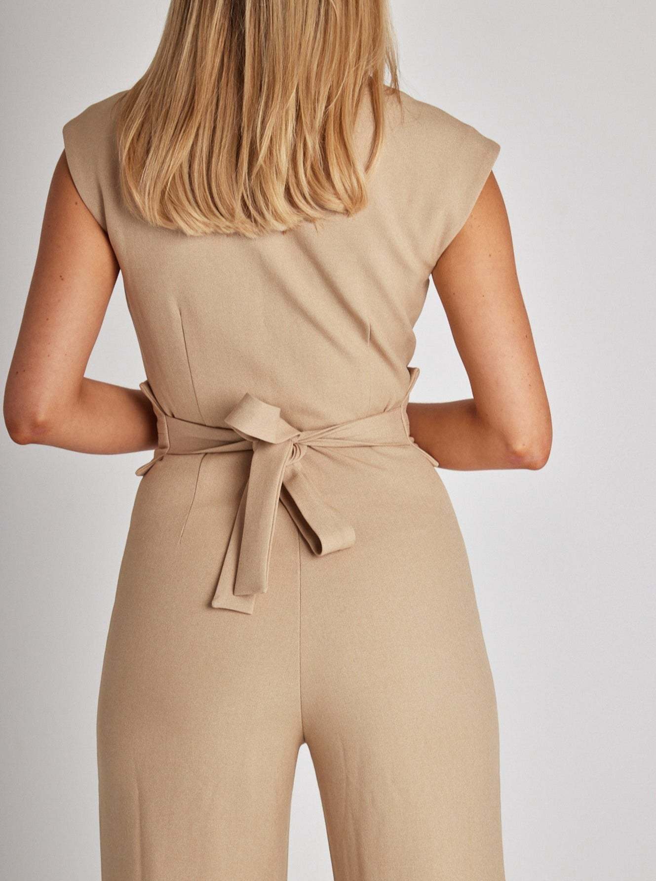 Lilia- Elegant jumpsuit