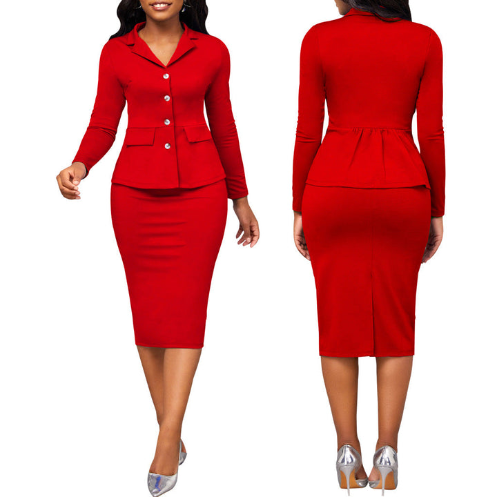 Two-piece ladies' suit with white collar and long sleeves