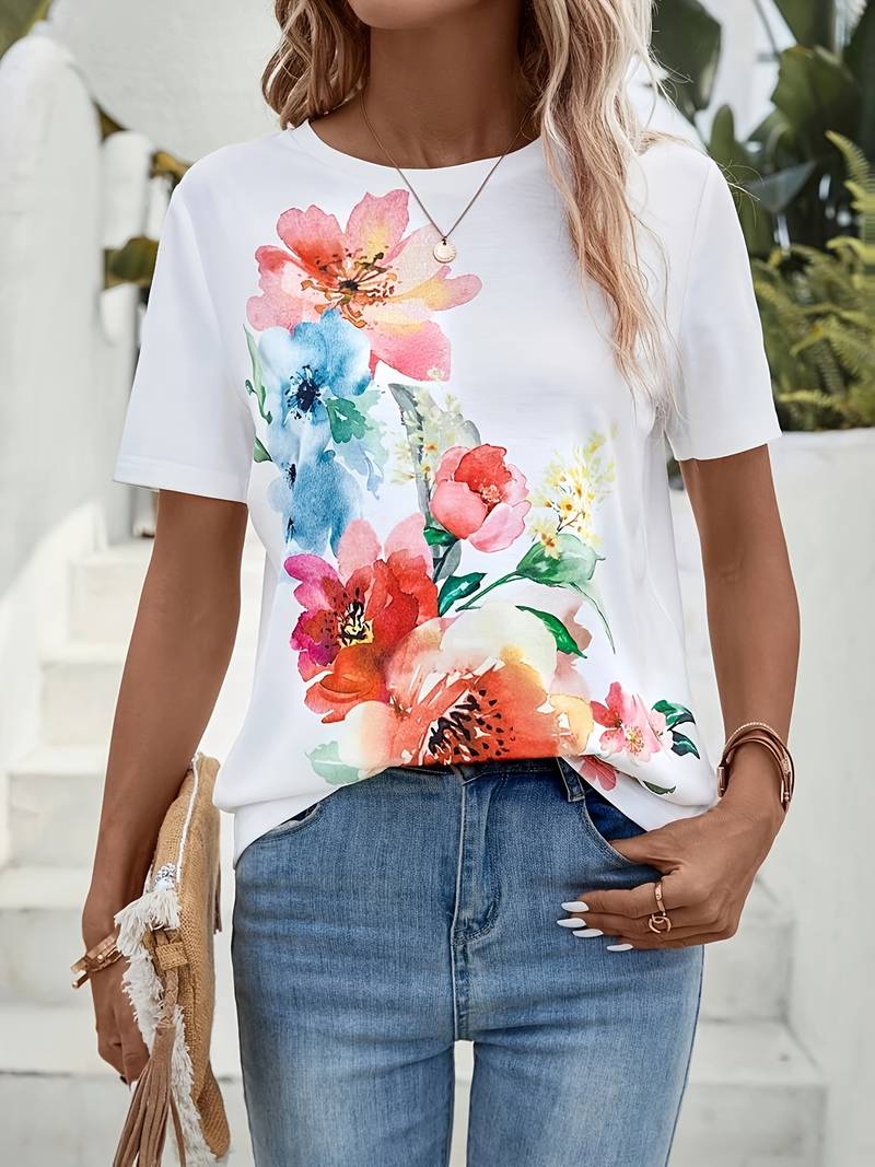 T-shirt with floral print and round neckline