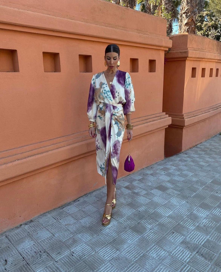 Women's - Elegant Long Dress - Flowy Fabric - Perfect for Special Occasions - Women's Fashion