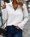 Elegant jumper with V-neck