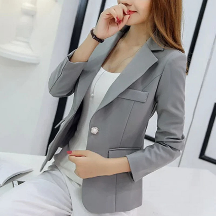 Elegant women's blazer with ankle button fastening