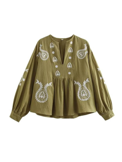 Blouse with lantern sleeves and embroidery