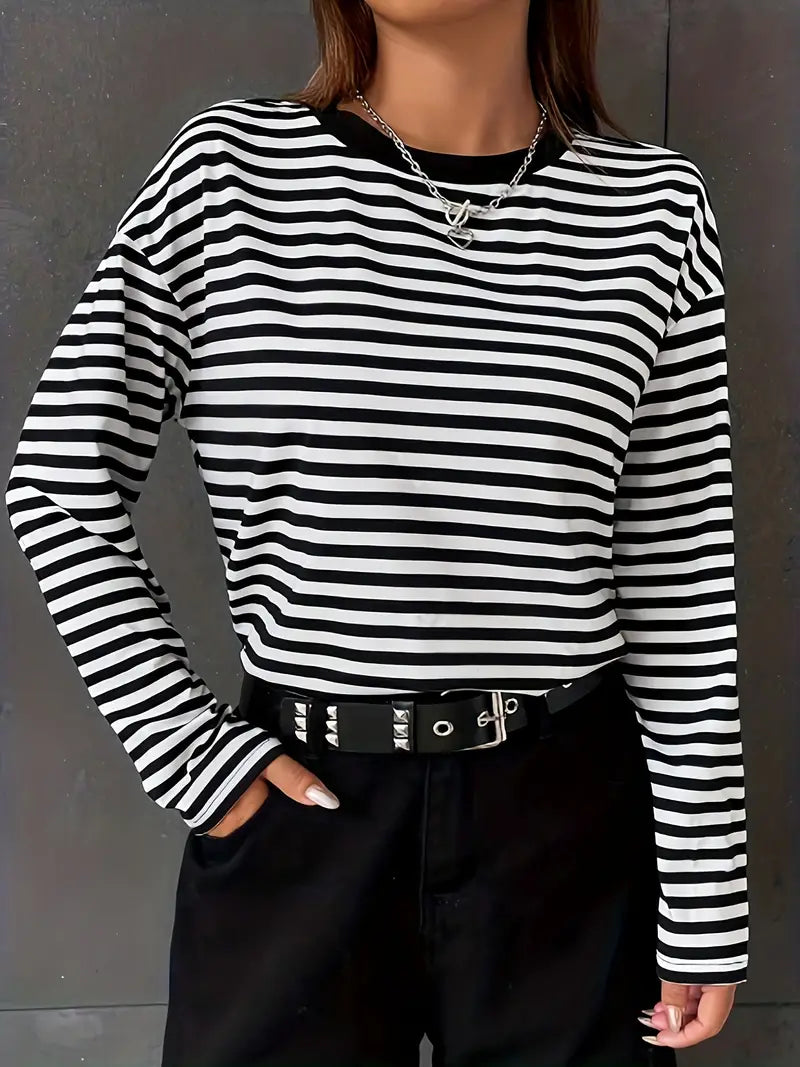 Casual long-sleeved top and striped T-shirt with a round neckline