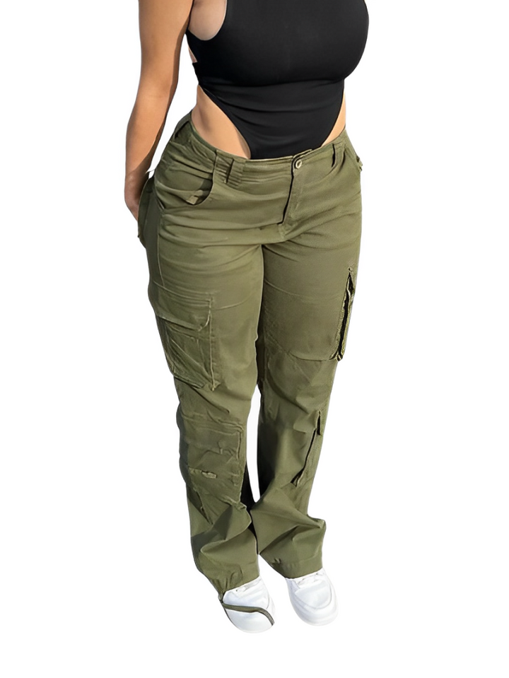 Baggy cargo trousers with high waist