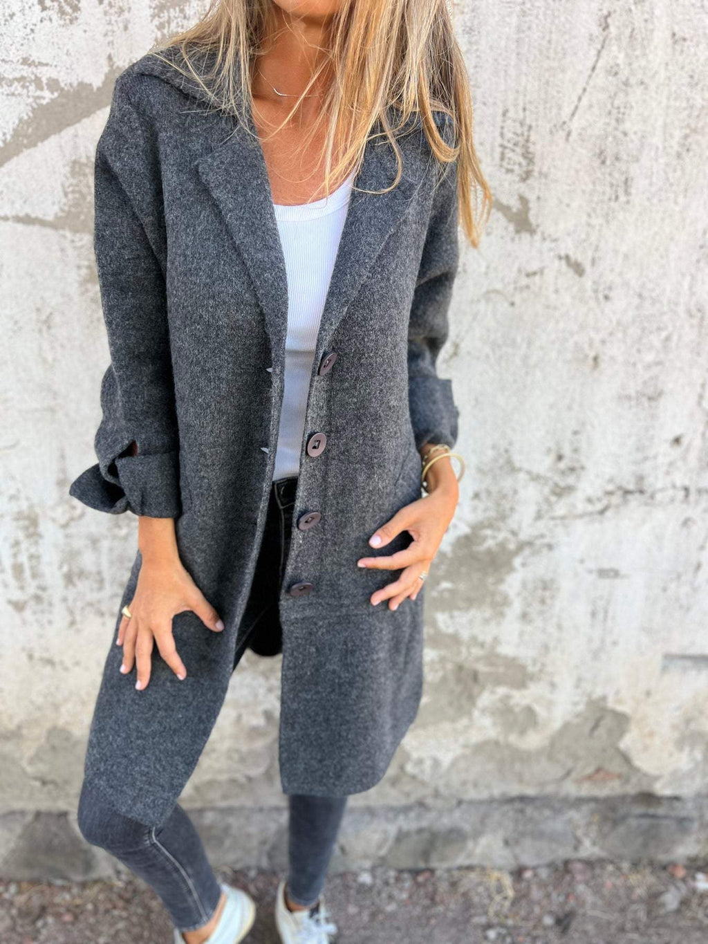 Women's - Casual Long Coat with Cuffs - Cotton - Stylish & Comfortable Outerwear