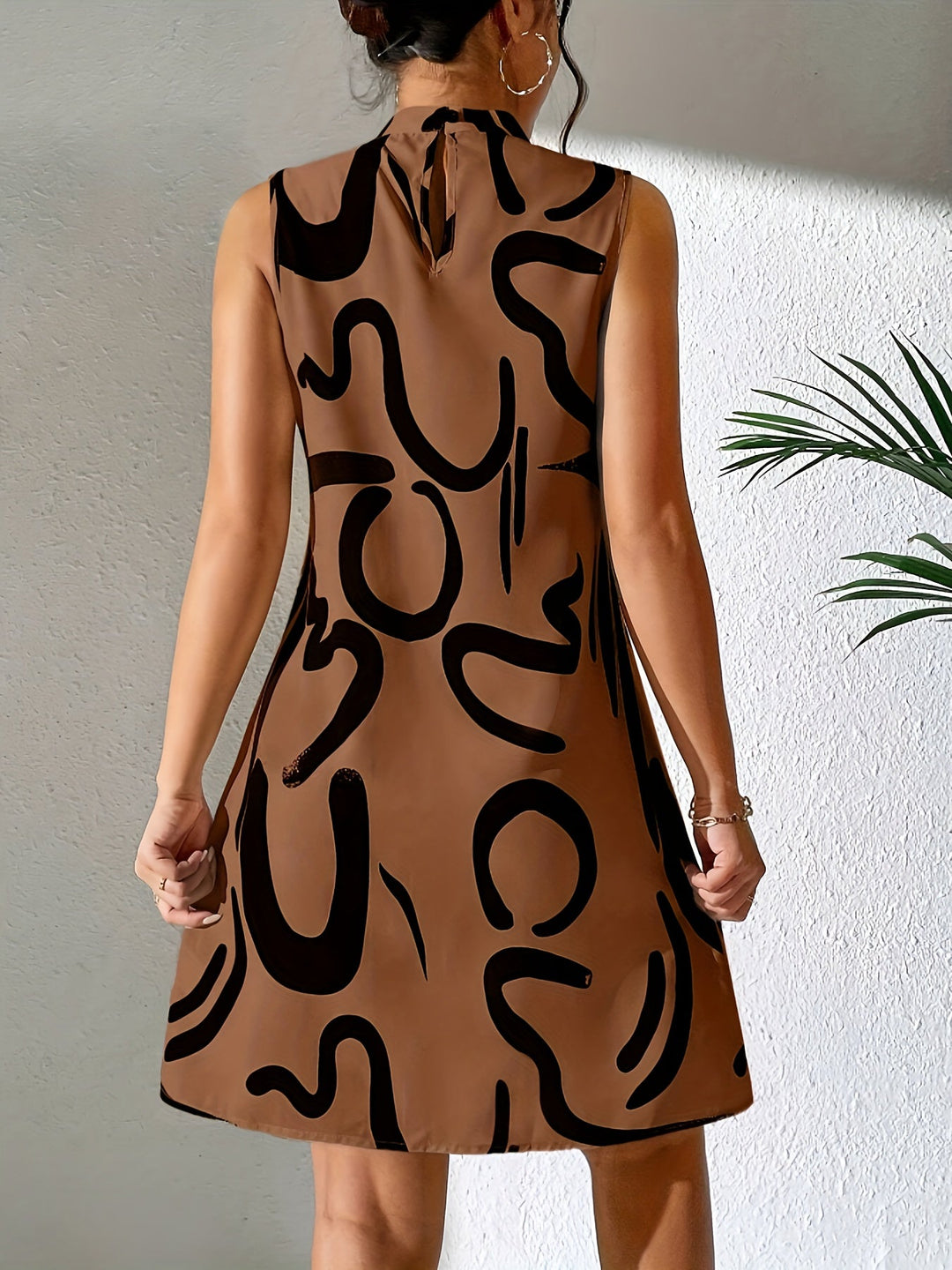 Women's - Brushed Pattern Dress - Mock Neck, Sleeveless, Airy & Casual - Perfect for Spring & Summer Style