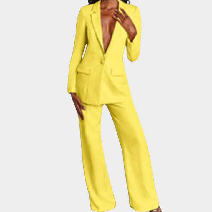 Women's - Business Suit - Elegant Design - Professional Attire for Every Meeting