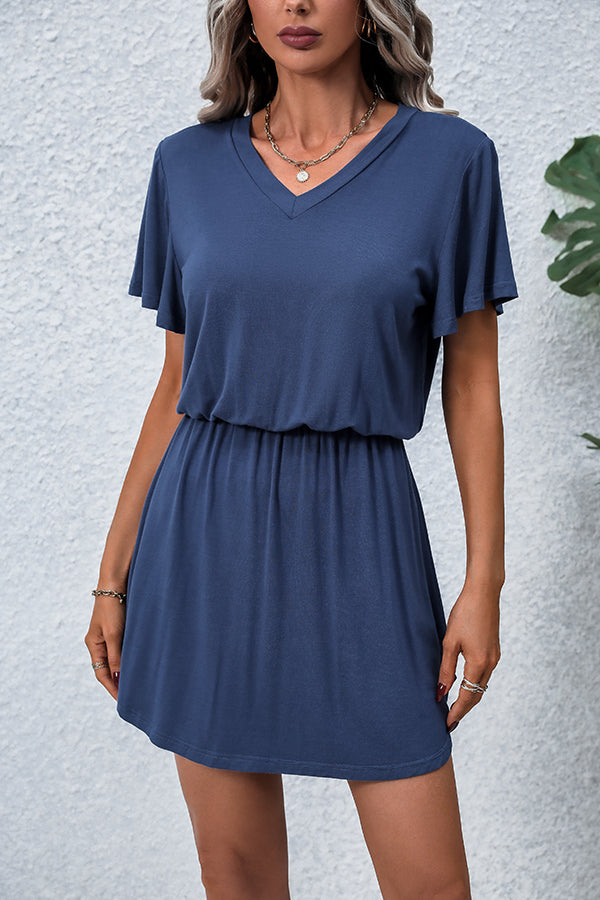 Single-coloured, short-sleeved, casual mini dress with V-neckline