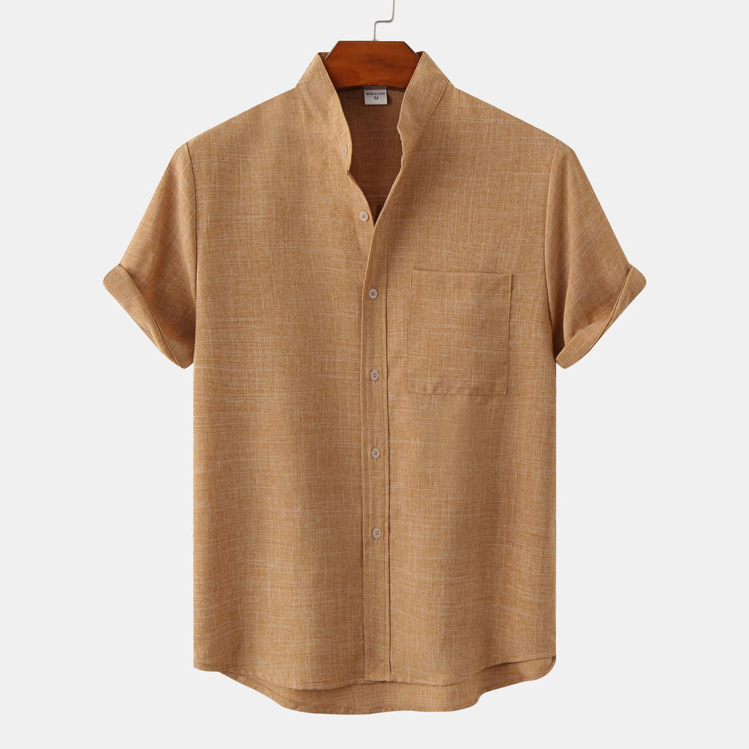 Men's short-sleeved shirt with turn-ups