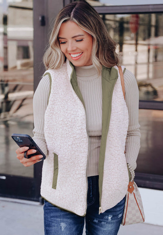 Women's - Cosy Fuzzy Zip-Up Vest Coat with Pockets - Warm and Stylish Outerwear