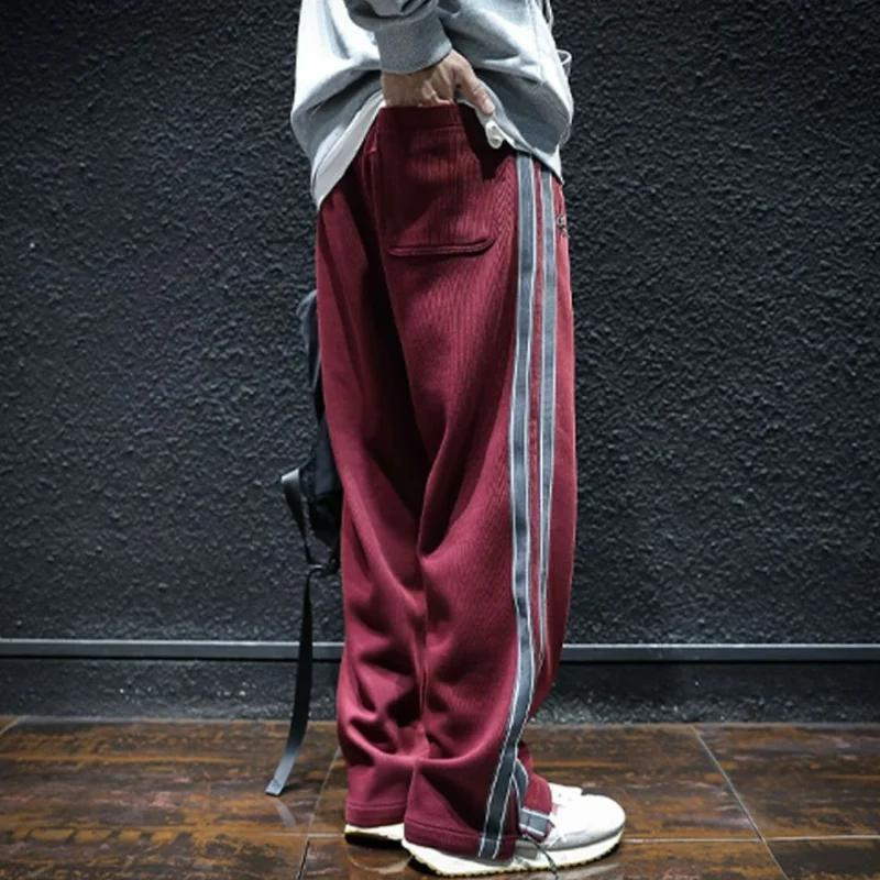 Casual velvet sweatpants with stripes