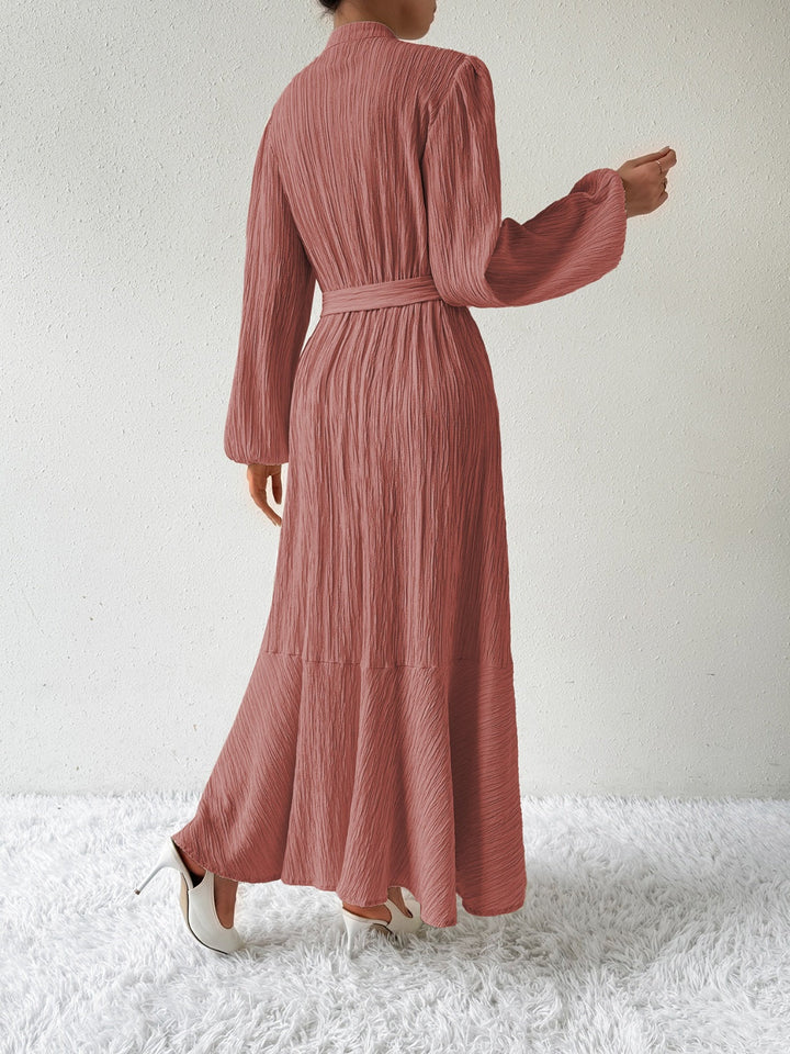 Women's - Elegant Long Sleeve Dress - Stylish Design - Perfect for Any Occasion - Women's Fashion