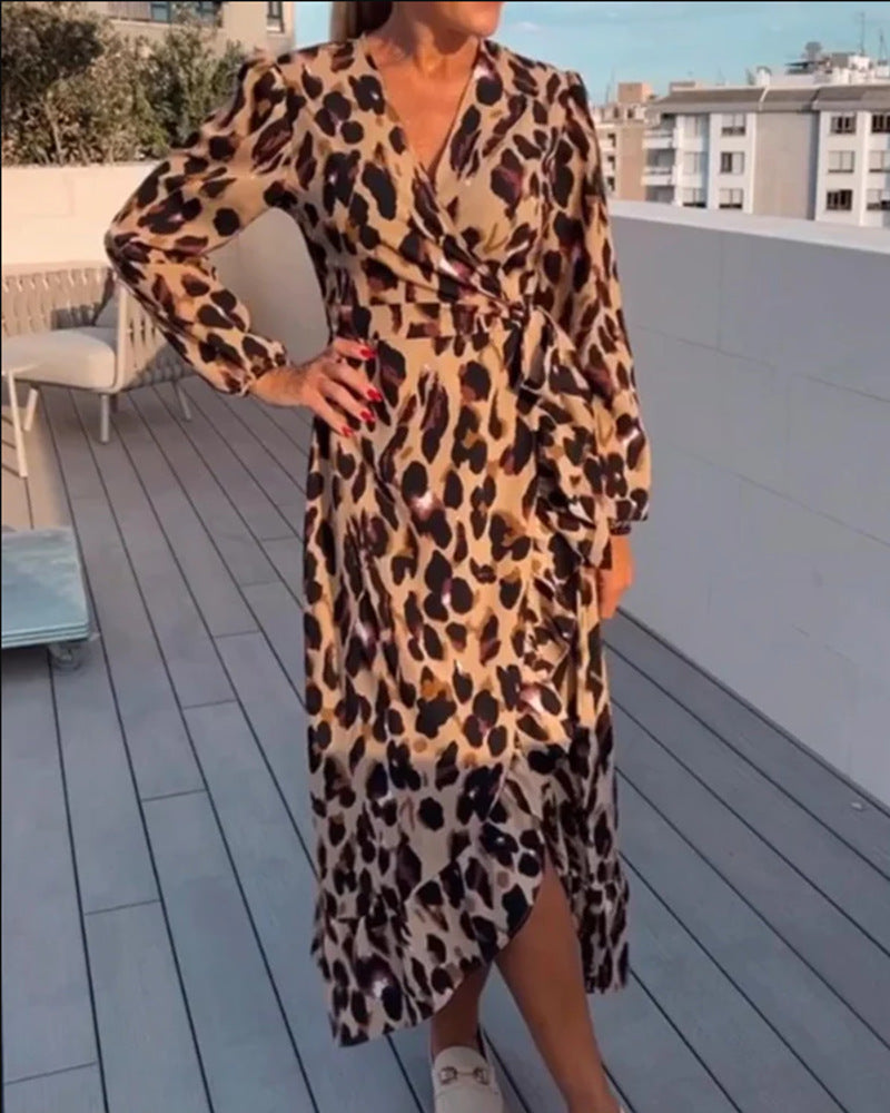 Seductive V-neck leopard print long sleeve dress