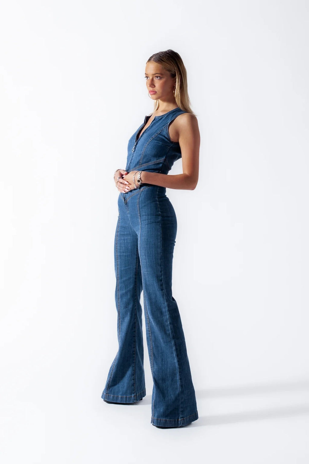 💘 HeartFlare™ - The jumpsuit that catches everyone's eye!