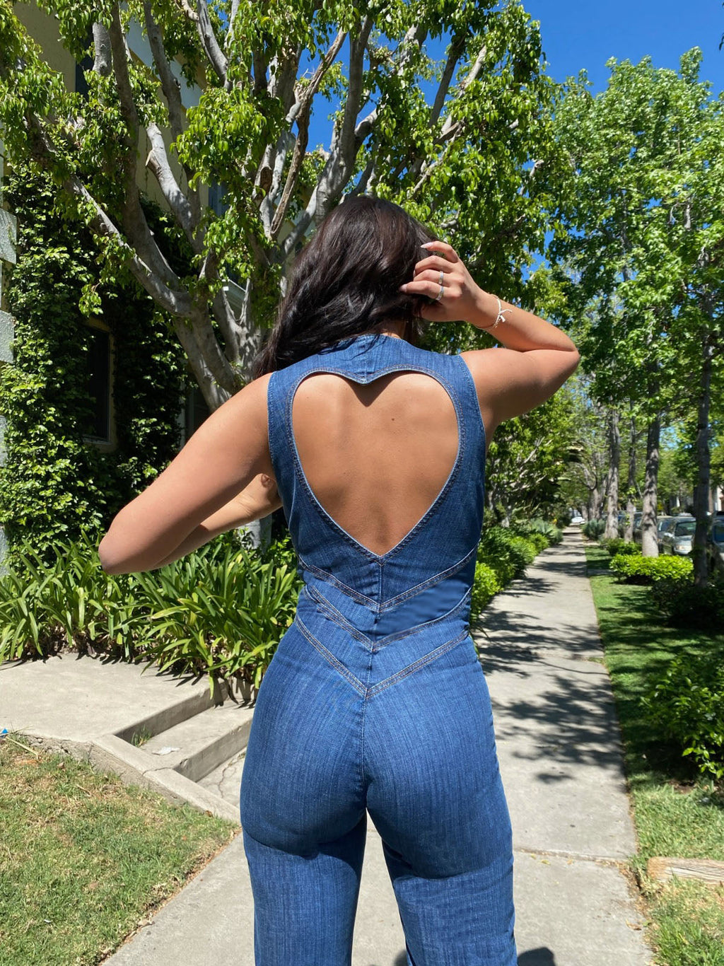 💘 HeartFlare™ - The jumpsuit that catches everyone's eye!