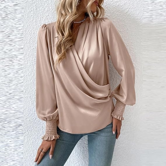 Elegant blouse top with V-neck and balloon sleeves