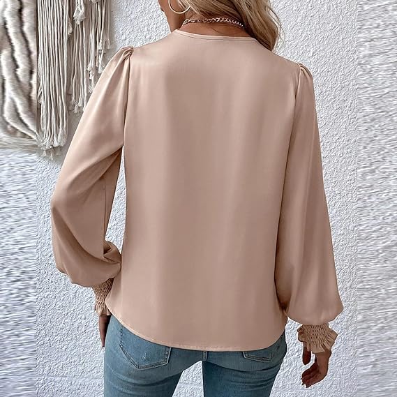 Elegant blouse top with V-neck and balloon sleeves