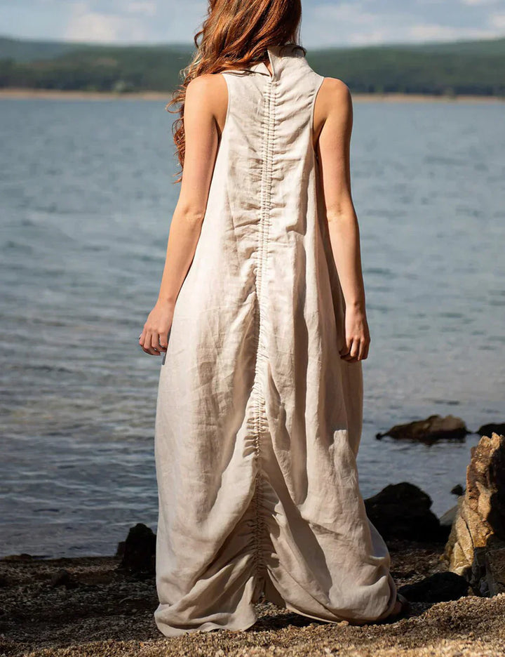 Maxi dress in ruffled linen with stand-up collar and back