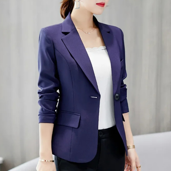 Stylish women's blazer with ankle button fastening