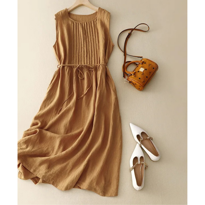 Summer Dress With Fine Pleats and Waistband