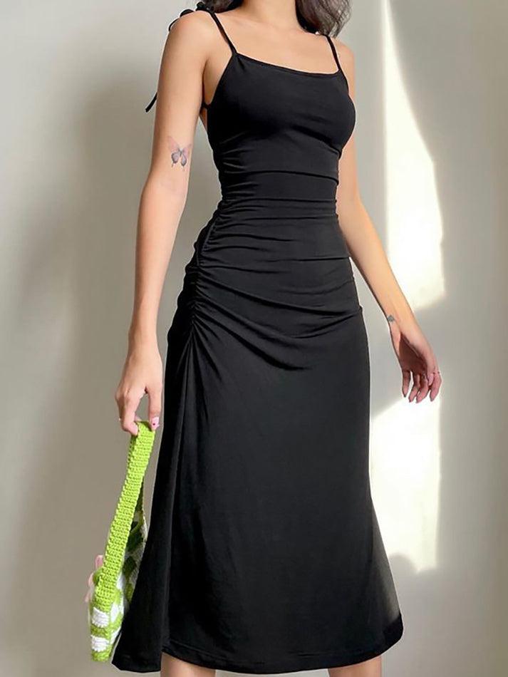 Flattering midi dress with gathered back and open shoulders