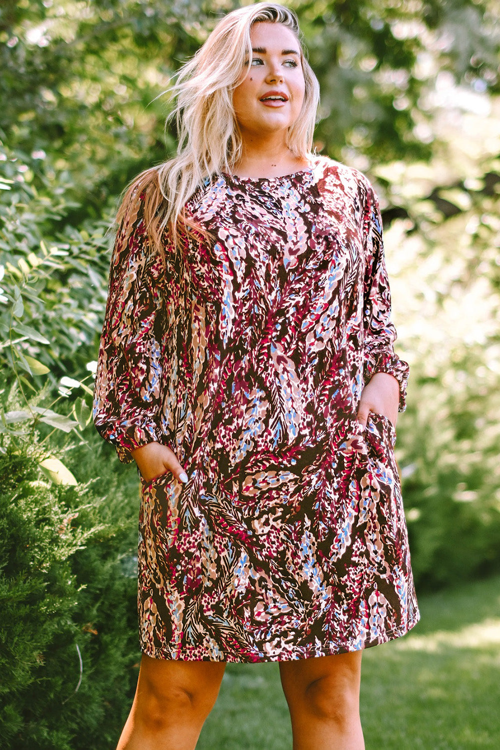 Plus Size dress with floral pattern