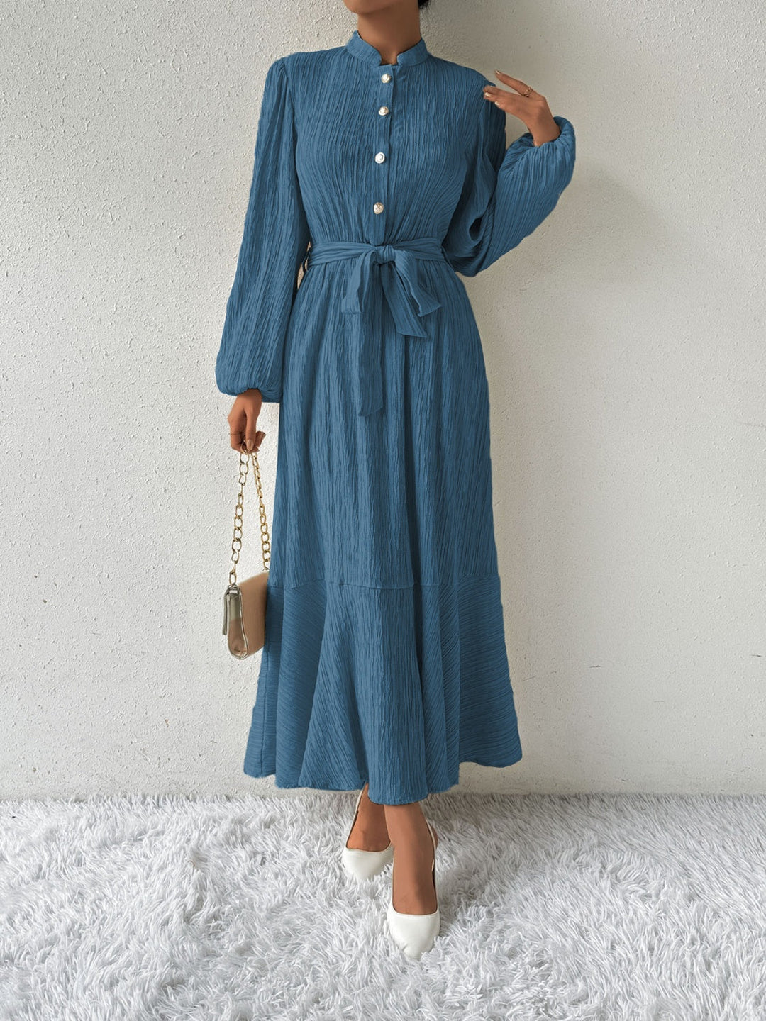 Women's - Elegant Long Sleeve Dress - Stylish Design - Perfect for Any Occasion - Women's Fashion