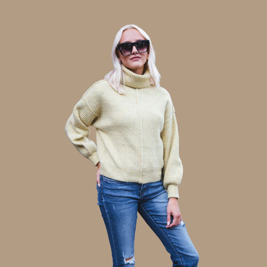 Adelheid - Turtleneck jumper knitted