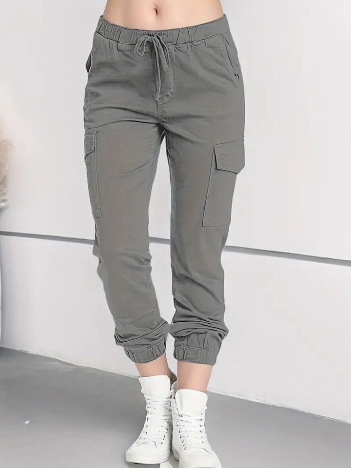 Casual women's trousers with drawstring in cargo style