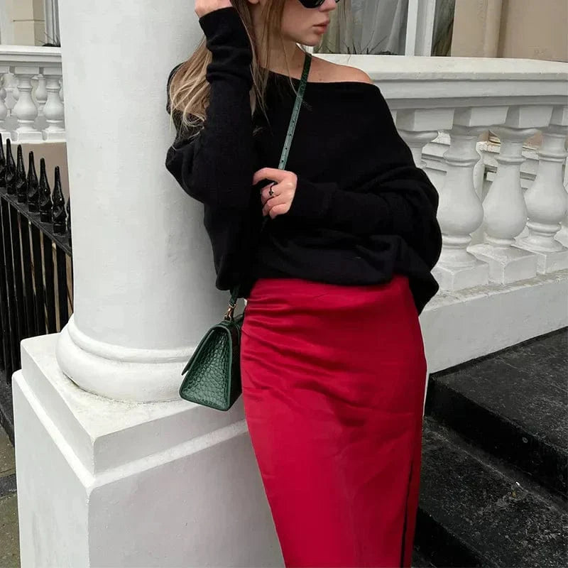 Women's - Loose Sweater - Classic Modern Style - Perfect for Autumn