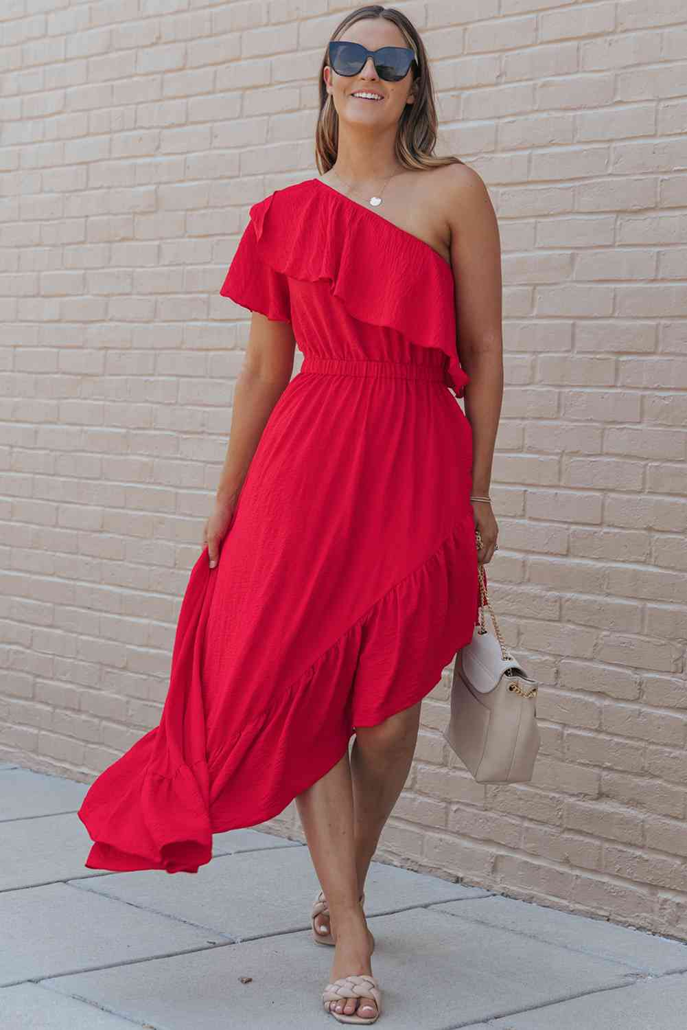 Asymmetric dress with one shoulder