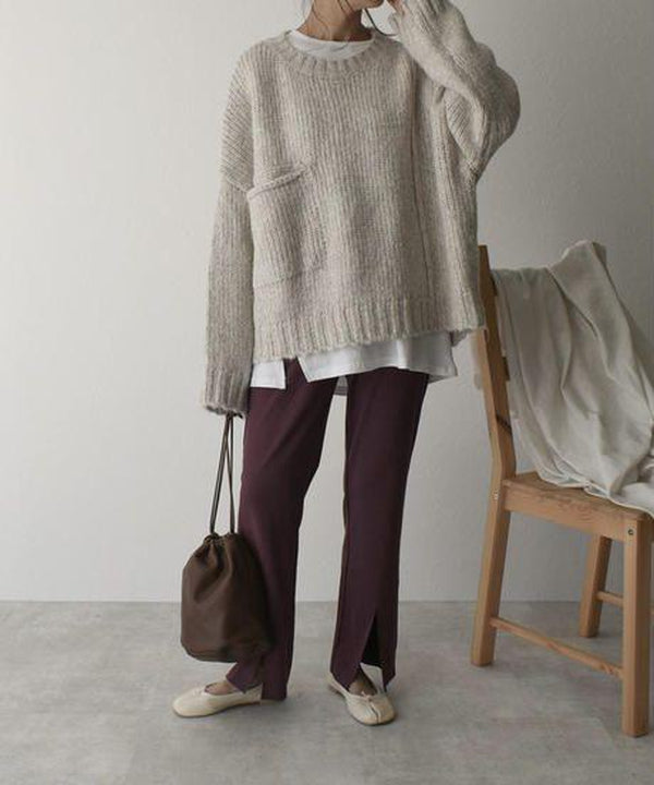 Oversized jumper with ivory-coloured pocket front