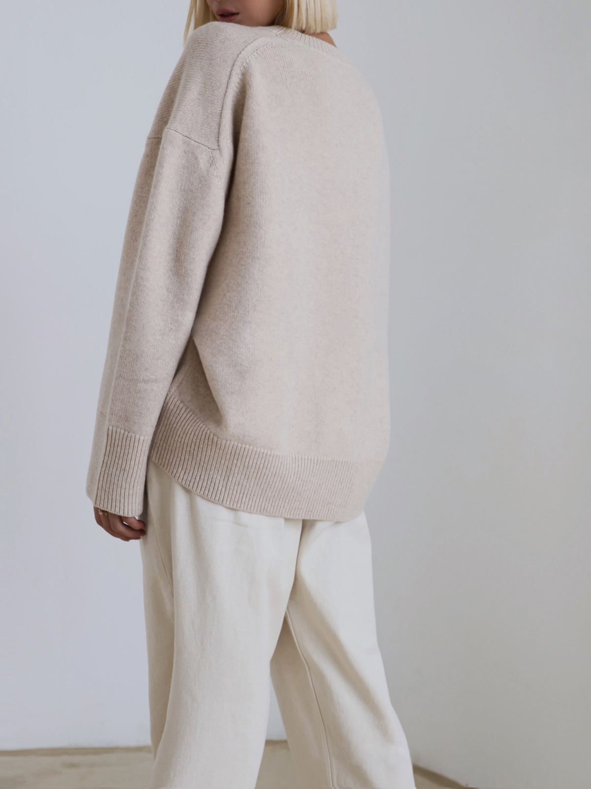 Women's - Candyfloss Oversized Sweater - Cosy Knit - Stylish Casual Wear