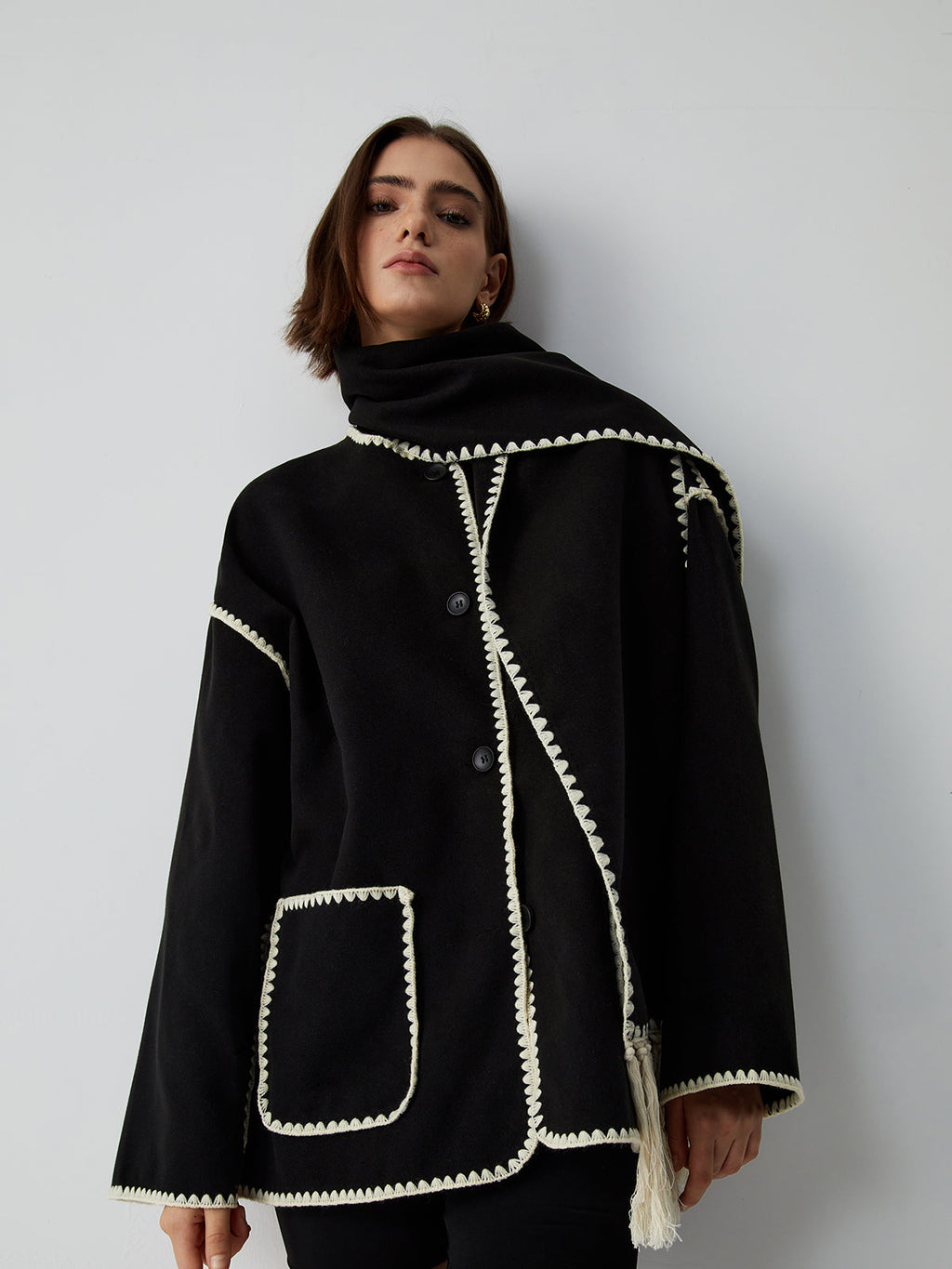 Women's - Contrast Trim Jack/Jersey with Scarf - Stylish & Versatile Layering Piece