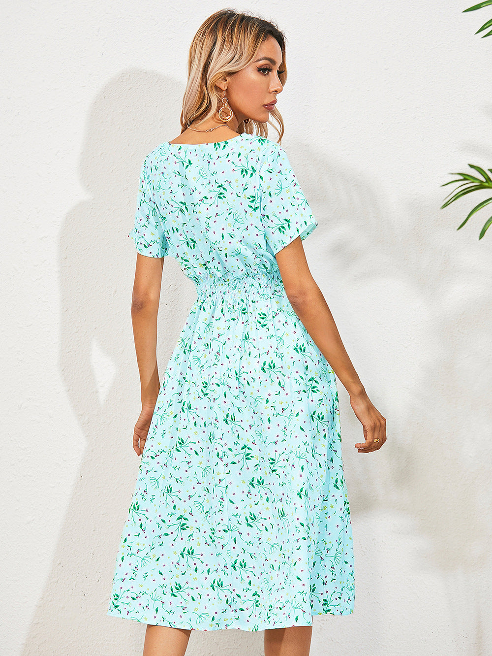 High-quality elegant summer dress with floral print