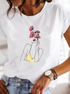 Very fashionable T-shirt with eye-catching summer designs