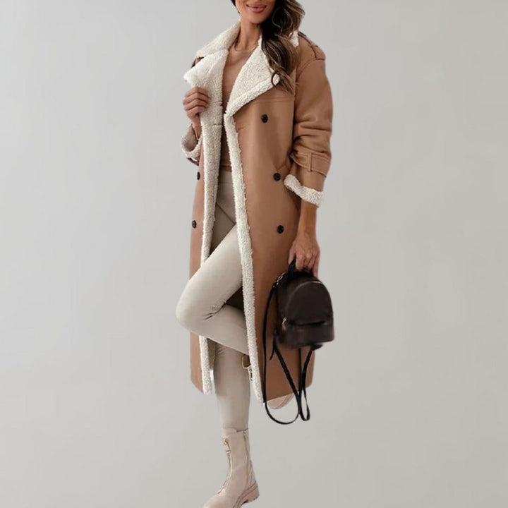 Stylish single-breasted winter coat in soft leather