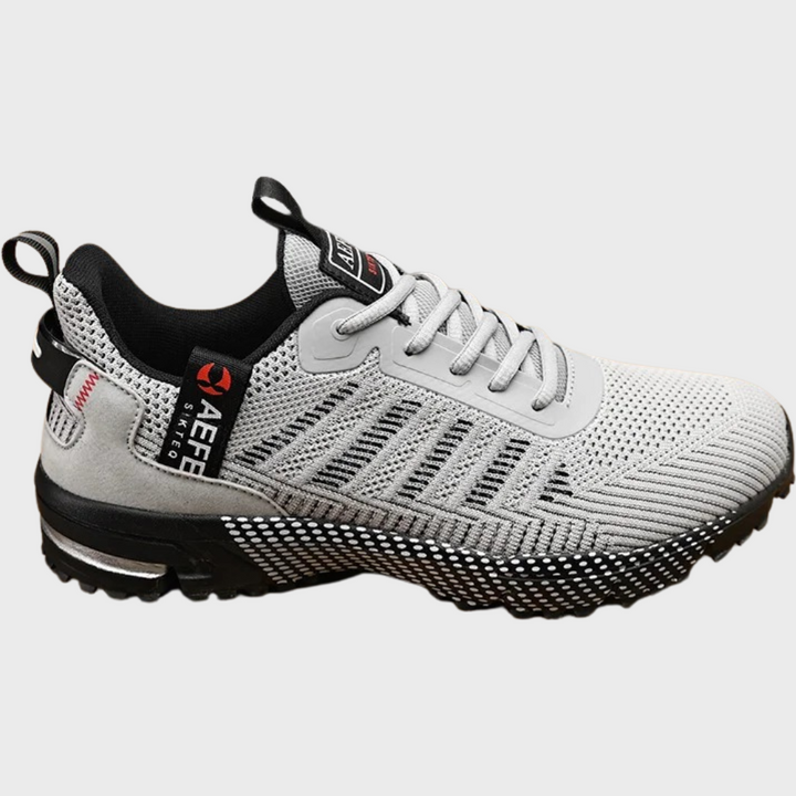 Lightweight sports shoes for men