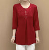 Fashionable, loose-fitting women's blouse with 3/4 sleeves