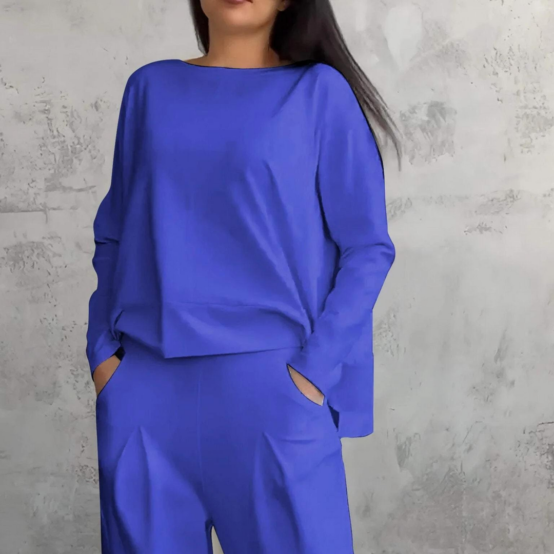 Women's - Comfortable Two-Piece Set - Round Neck & Stylish Design - Perfect for Everyday Wear